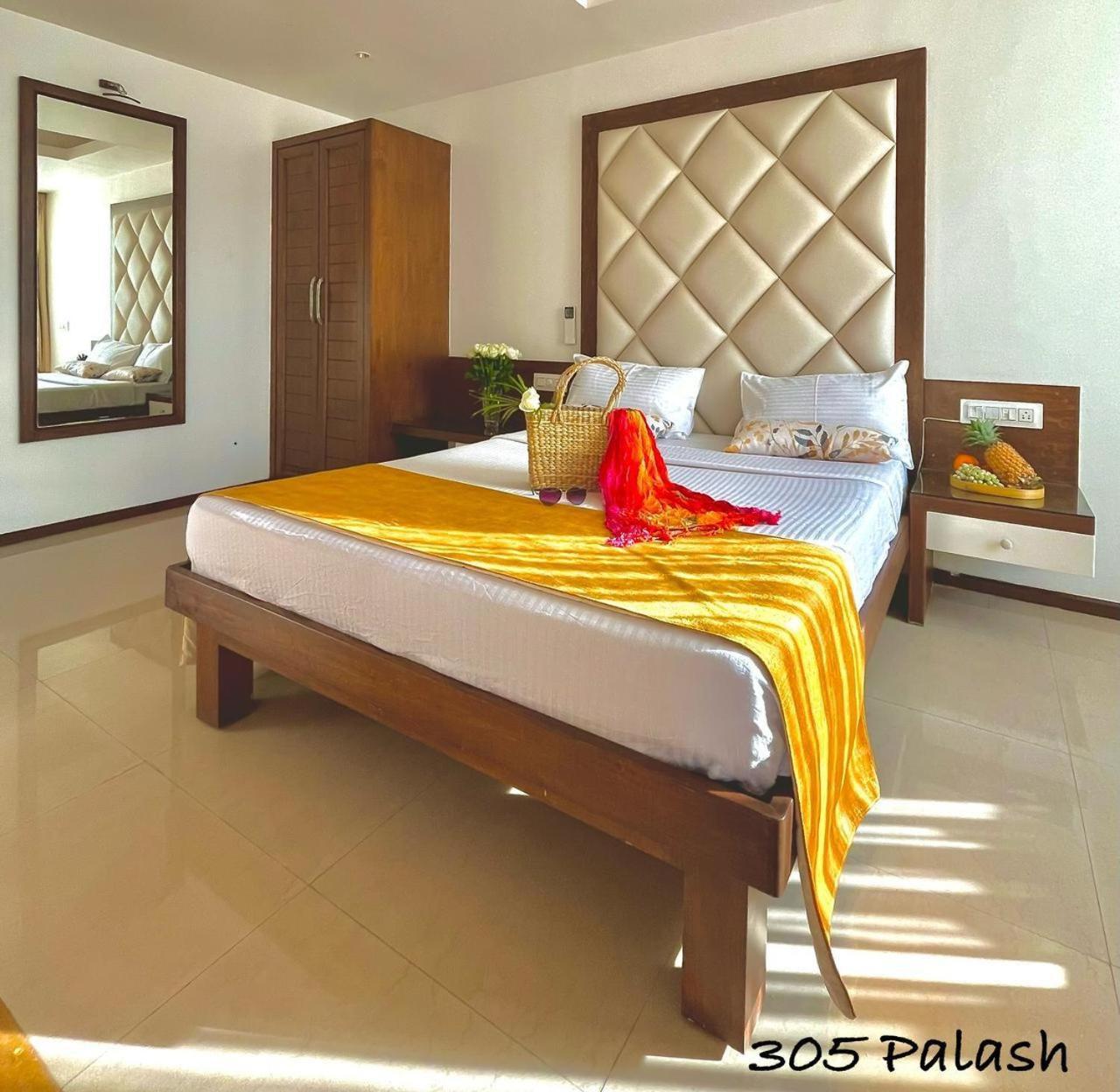 Beach Paradise Miramar Goa Panaji Exterior foto
